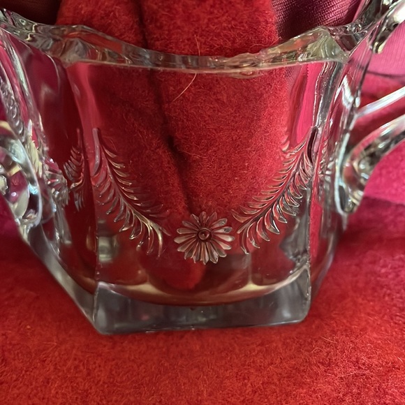 Antique Pres Cut Glass Swags & Flower Two Handle Sugar Bowl - Picture 8 of 8